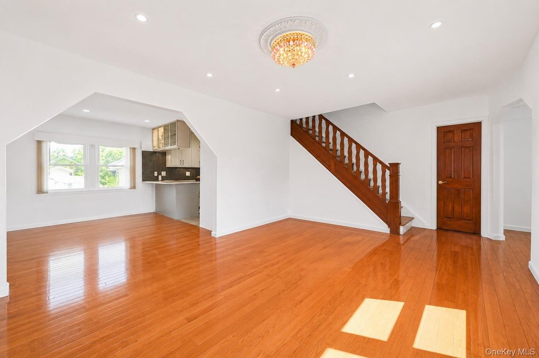 House in New York, New York, United States 2 - 18609299