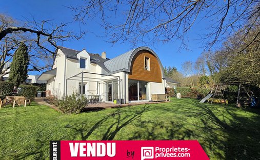 Villa a Bouchemaine, Paesi della Loira, Francia 1