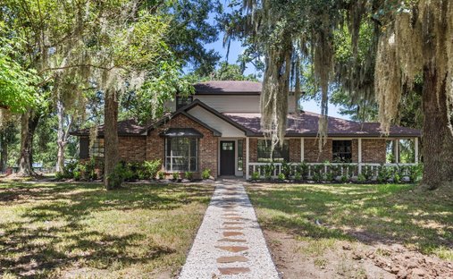 House in Damon, Texas, United States 1