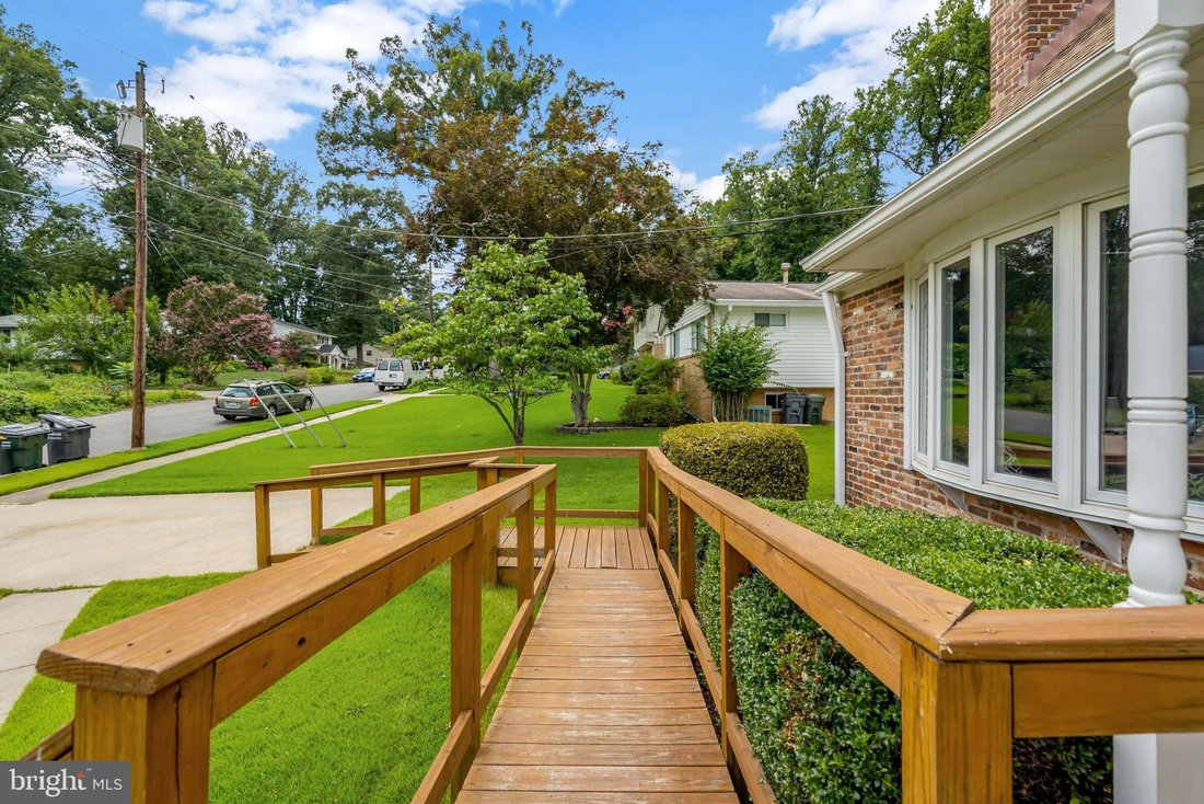 House in North Springfield, Virginia, United States 5 - 18611136