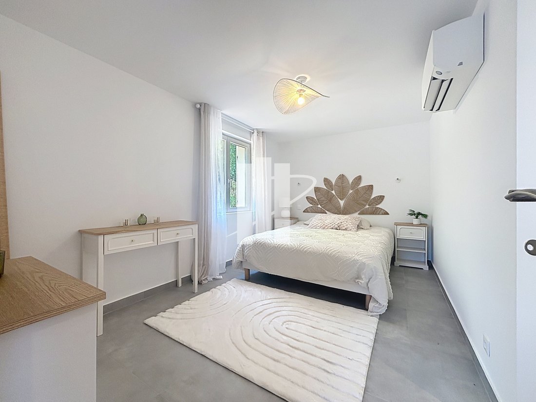 Apartment in Les Plaines-Les Tasses, Saint-Raphaël, France 4 - 17097345