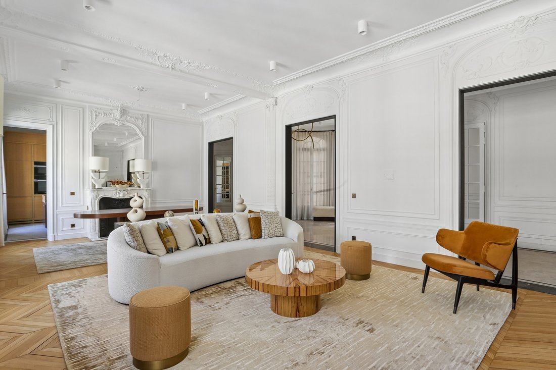 Apartment in Chaillot, Paris 16e Arrondissement, Paris 5 - 18610932