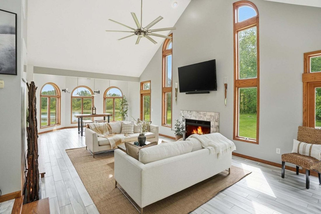 House in Crown Point, Indiana, United States 2 - 18612741