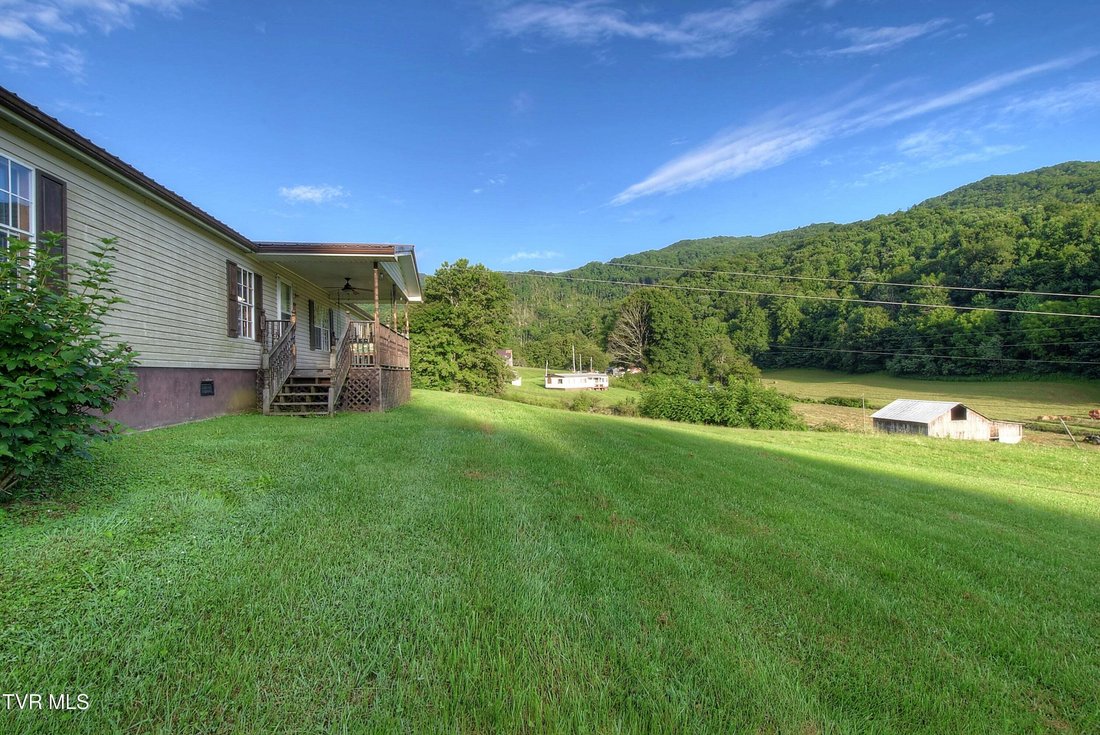House in Flag Pond, Tennessee, United States 1 - 18609840