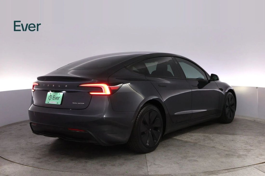 Sedan in San Francisco, CA, United States 3 - 18587494