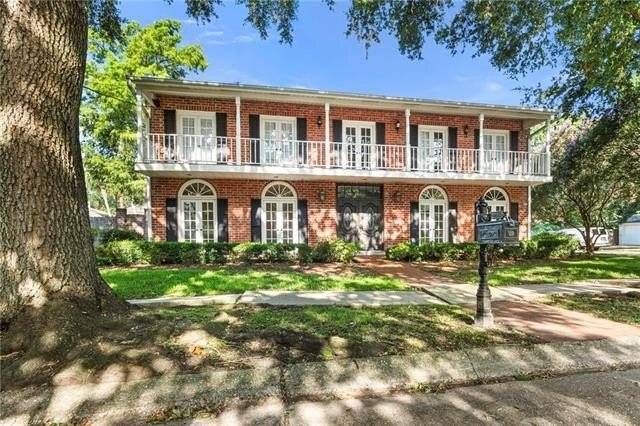 Metairie, Louisiana, United States 1 - 18611253