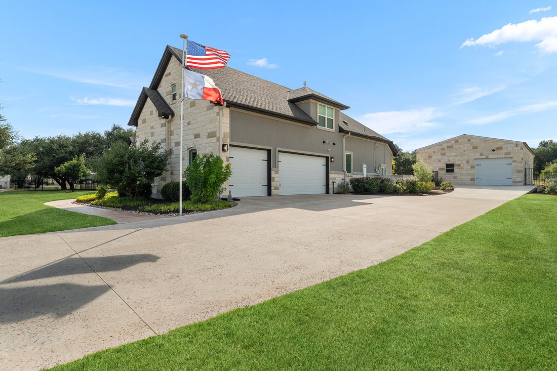 House in Georgetown, Texas, United States 3 - 18608962