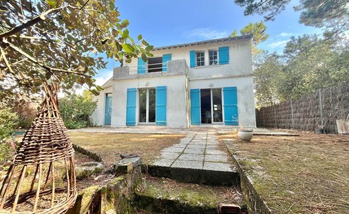 House in Le Guézy, La Baule-Escoublac, France 1
