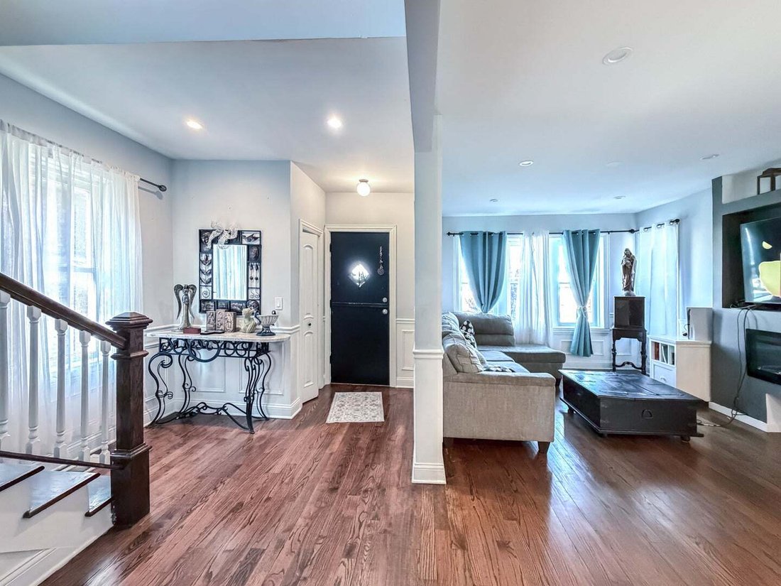 House in Berwyn, Illinois, United States 5 - 18609580