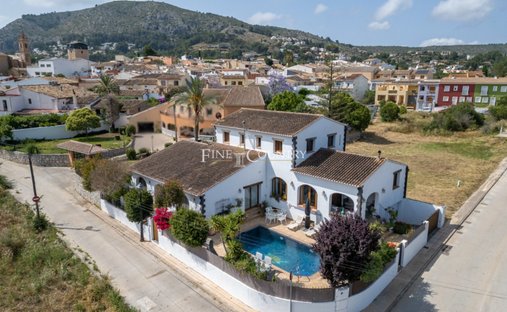 Villa in Alkali, Valencian Community, Spain 1