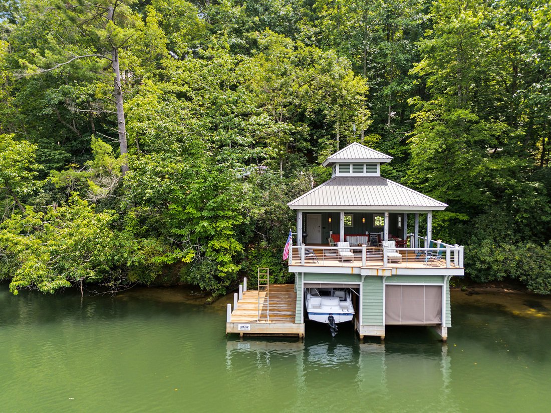 House in Lakemont, Georgia, United States 1 - 18611115