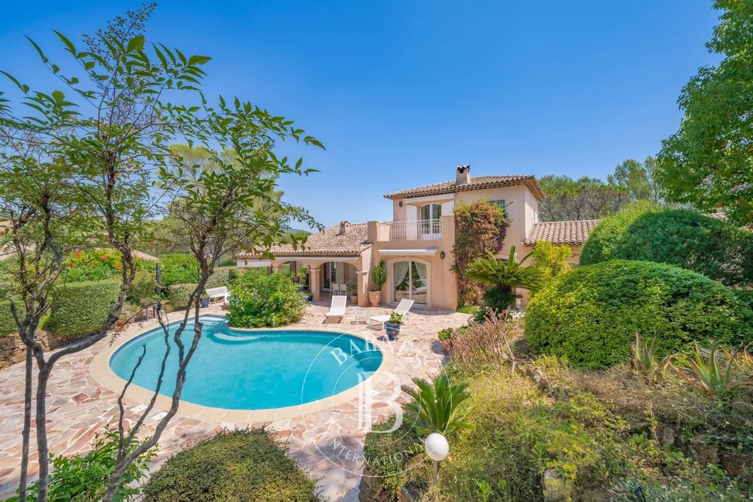 Villa in Aiguebonne, Saint-Raphaël, France 1 - 18610788