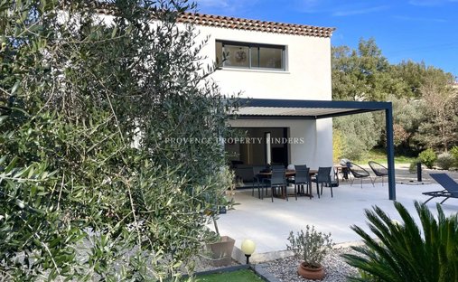 House in Est, Lorgues, France 1