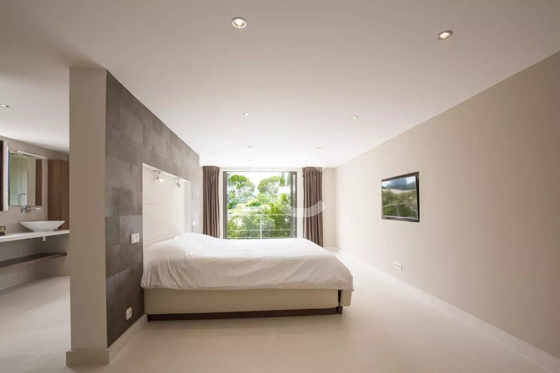 Villa in Fontmerle, Antibes, France 4 - 16137829