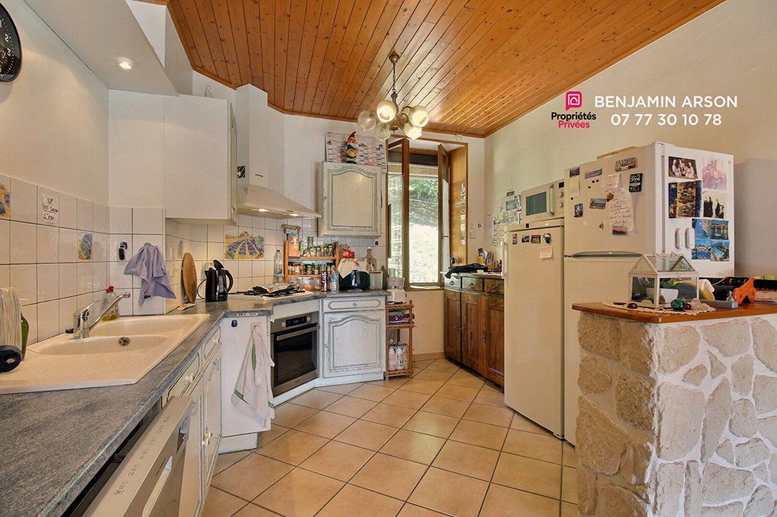 Villa in Saint-Laurent-du-Pont, Auvergne-Rhône-Alpes, France 4 - 18611035