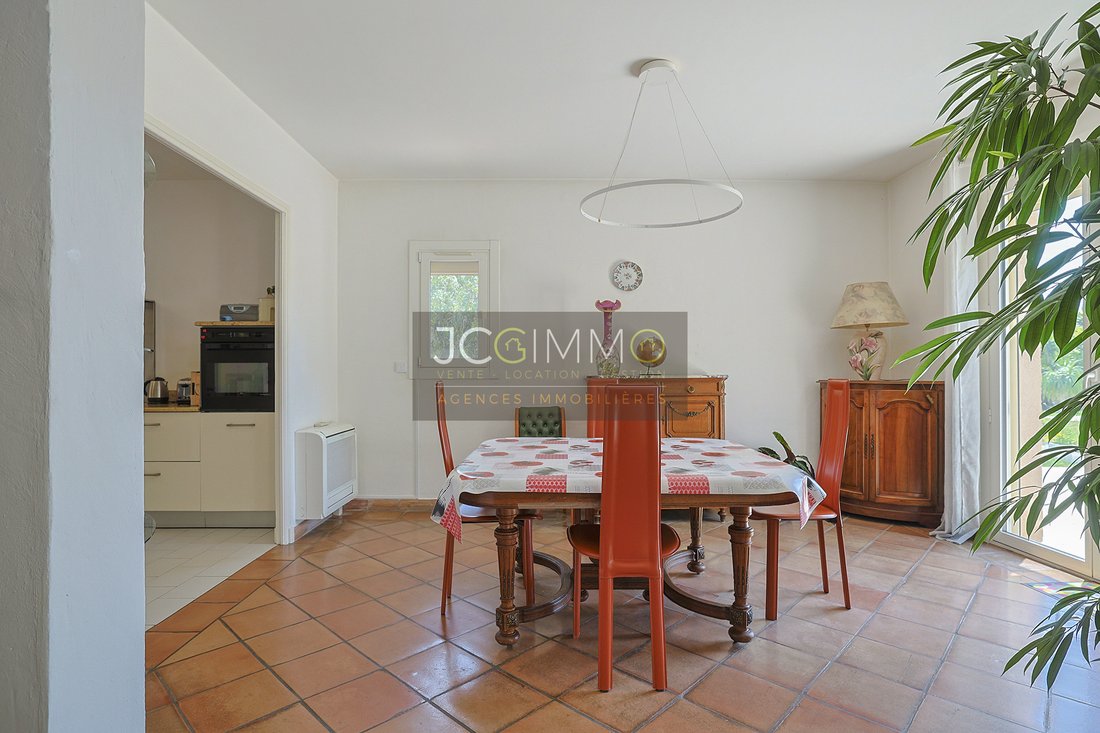Villa in Le Village, La Farlède, France 5 - 18613629