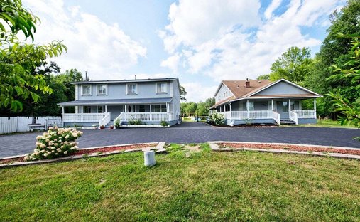House in Carleton, Michigan, United States 1