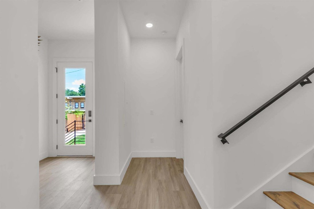 House in Austin, Texas, United States 5 - 18612226