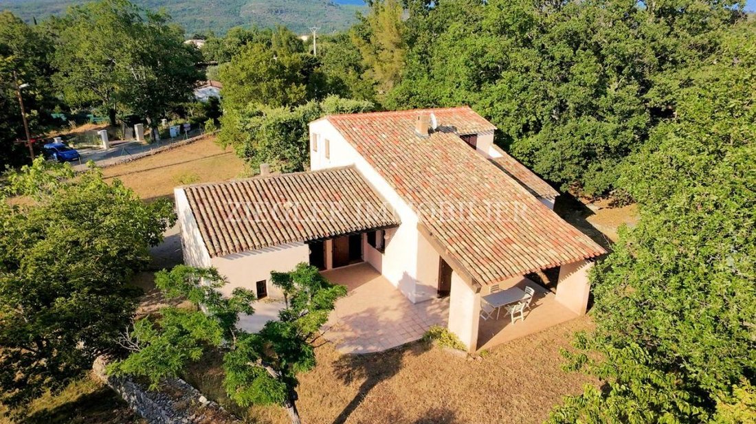 Villa in Saint-Cézaire-sur-Siagne, Provence-Alpes-Côte d'Azur, France 1 - 18609764