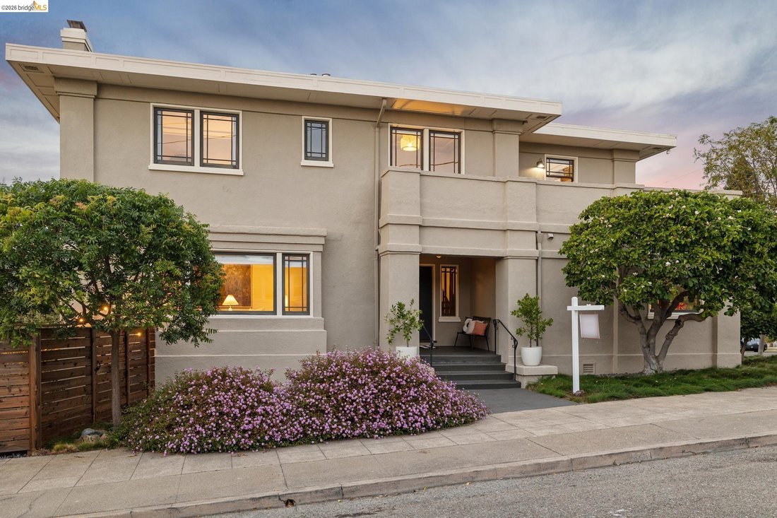 House in Oakland, California, United States 1 - 18612031