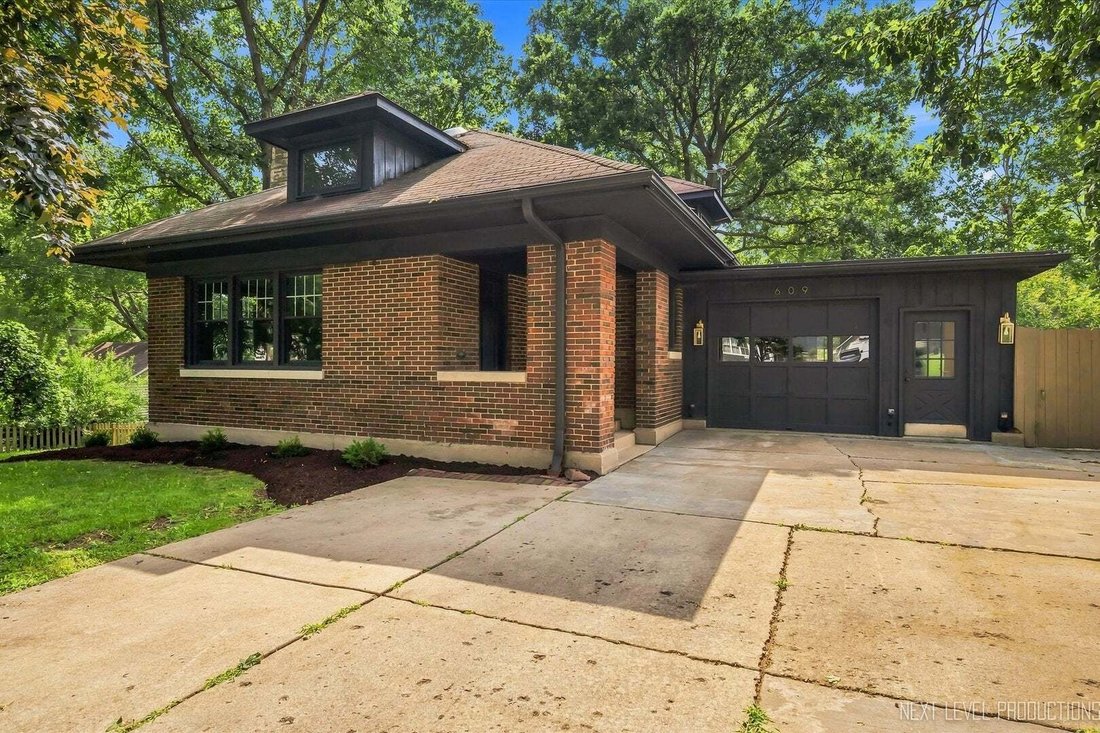 House in St. Charles, Illinois, United States 1 - 18609589