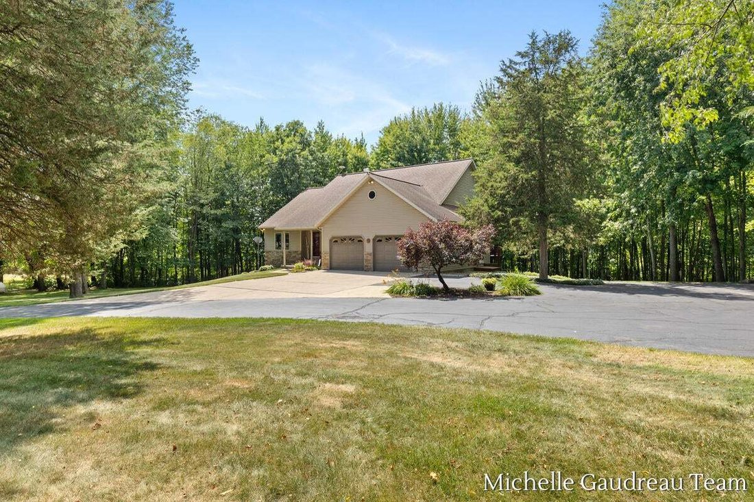 House in Middleville, Michigan, United States 4 - 18609210