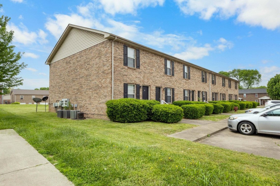 Clarksville, Tennessee, United States 1 - 18612403