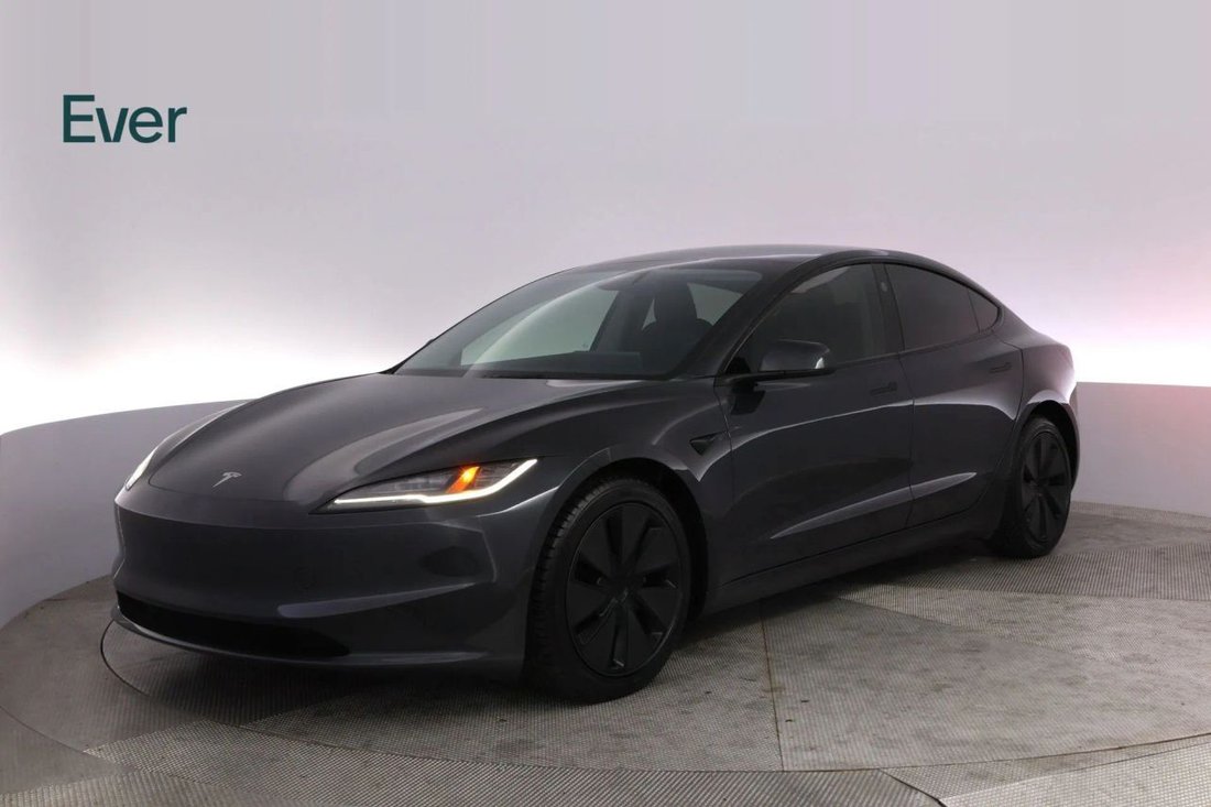 Sedan in San Francisco, CA, United States 2 - 18587494
