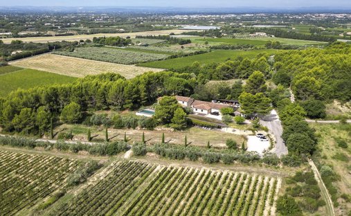 Villa in Mazan, Provence-Alpes-Côte d'Azur, France 1