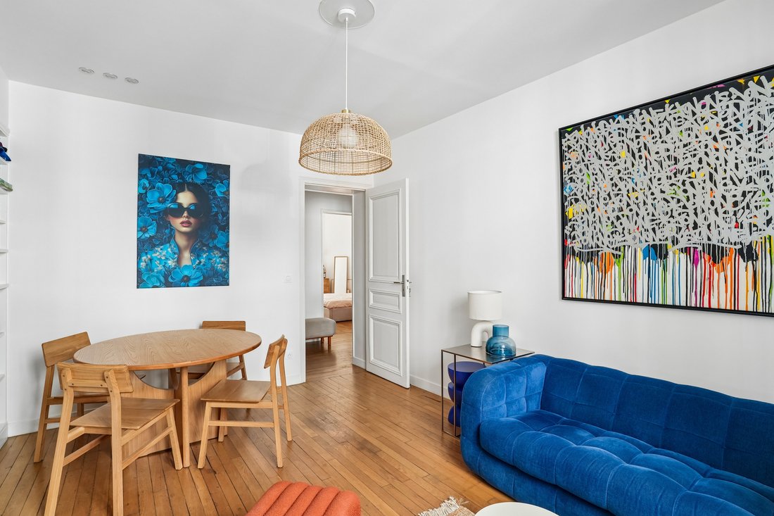 Apartment in Batignolles-Cardinet, Paris 17e Arrondissement, Paris 3 - 18582480