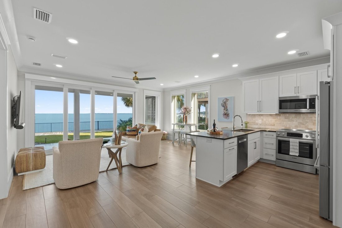 House in Gulf Breeze, Florida, United States 5 - 16773584