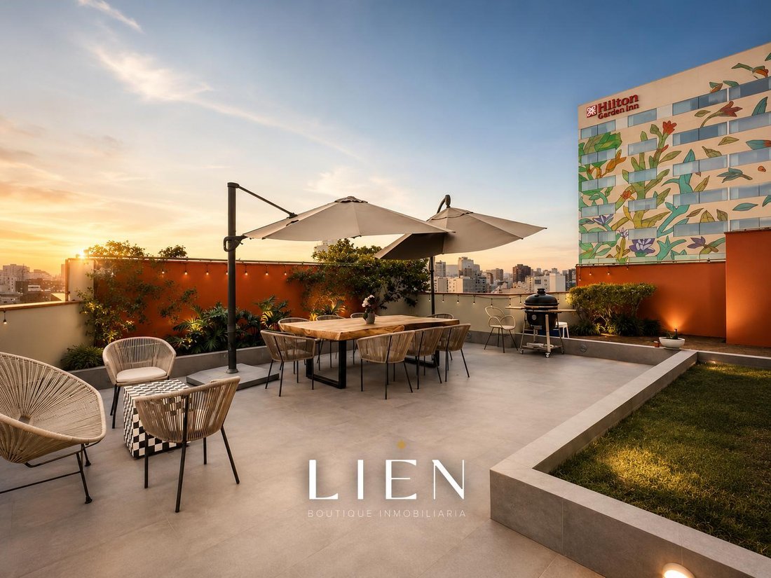 Apartment in Lima, Belarus 1 - 18567922