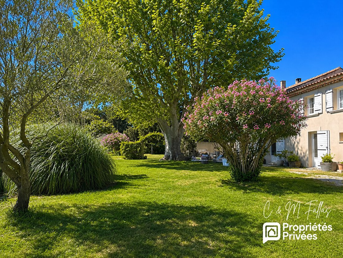 Villa in Camaret-sur-Aigues, Provence-Alpes-Côte d'Azur, France 5 - 18614022