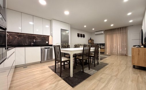 Villa in Aver-o-Mar, Amorim e Terroso, Distrikt Porto, Portugal 1