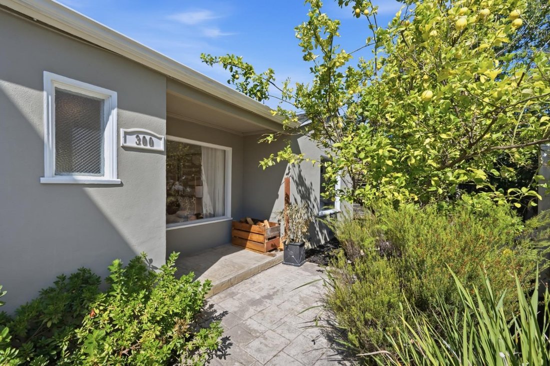 House in San Carlos, California, United States 5 - 18612043