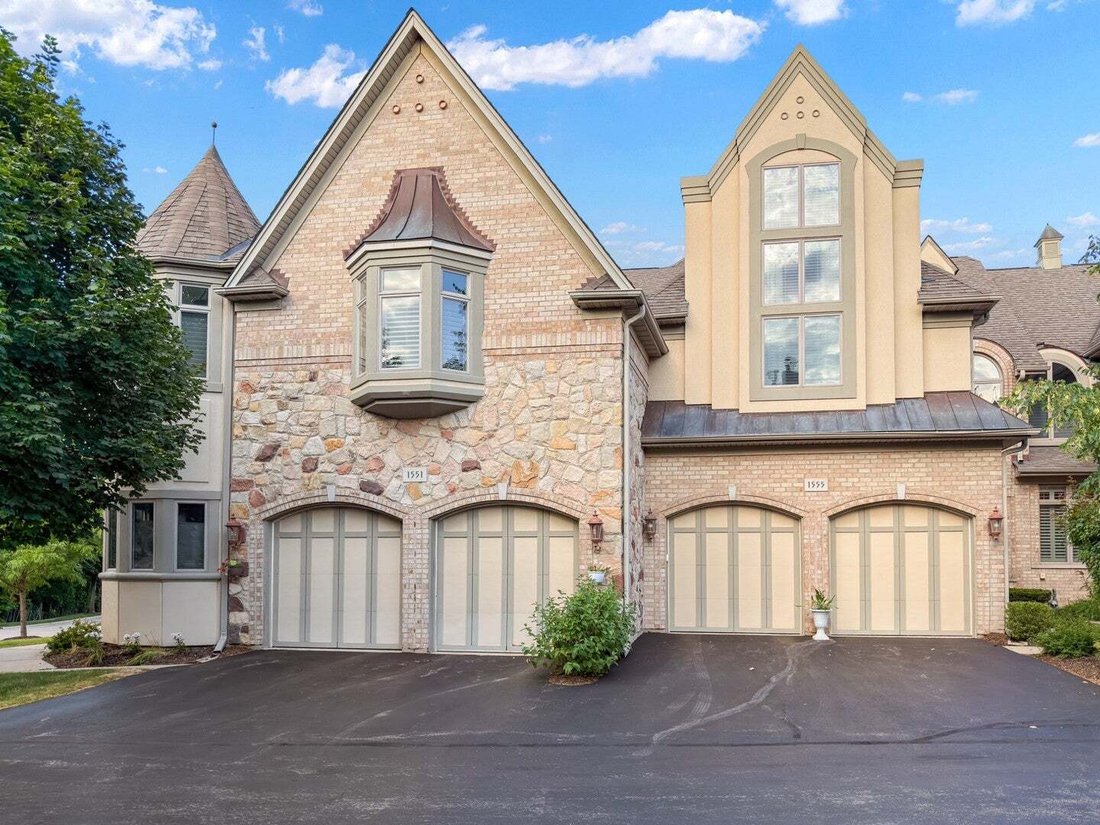 Townhouse in Palatine, Illinois, United States 1 - 18612750