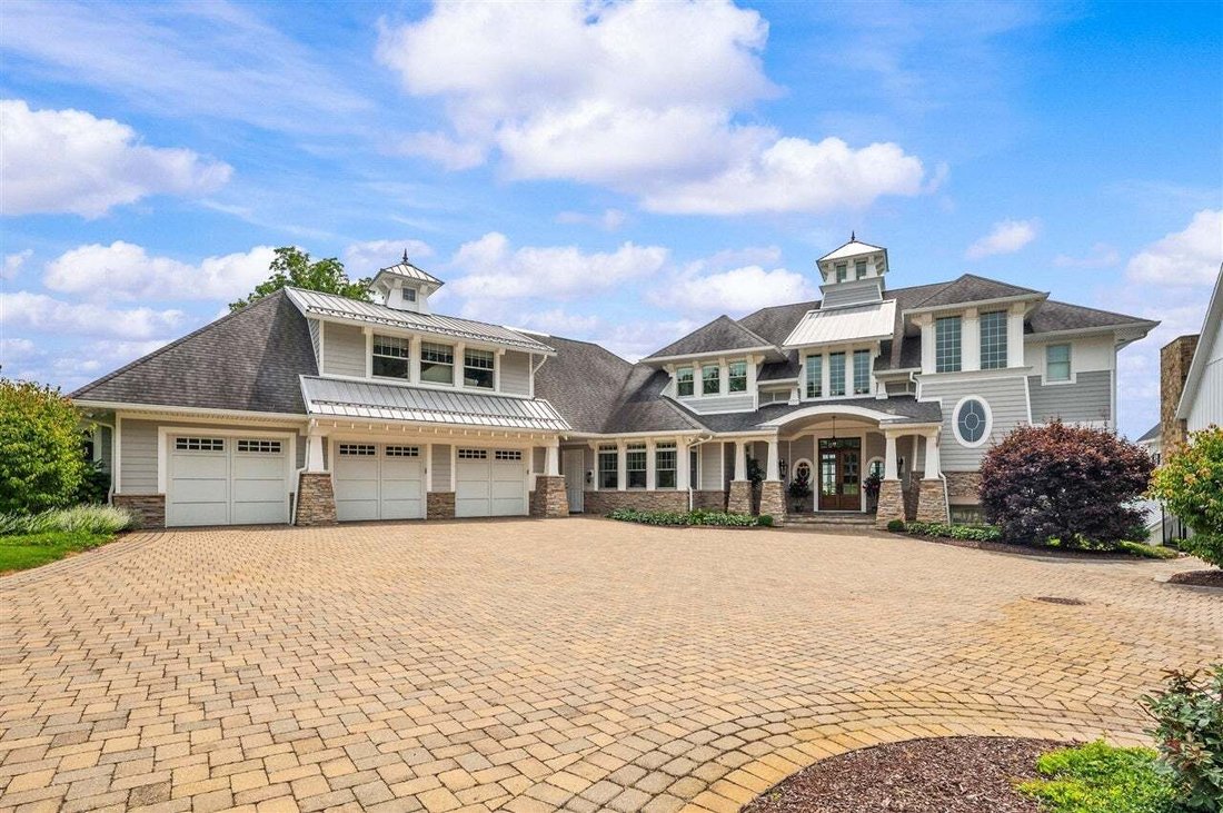 House in Cassopolis, Michigan, United States 1 - 18609204