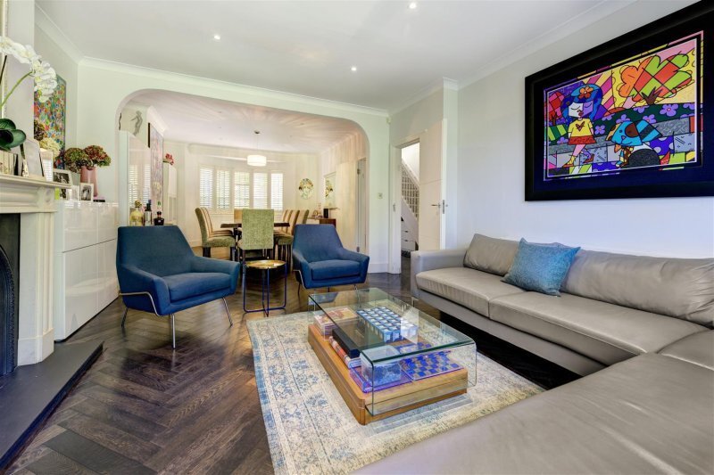House in Hampstead Garden Suburb, Barnet, England 3 - 16967995