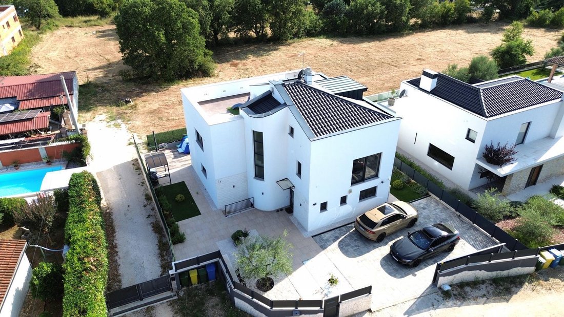 Villa in Kosinozici, Istria County, Croatia 1 - 18613990