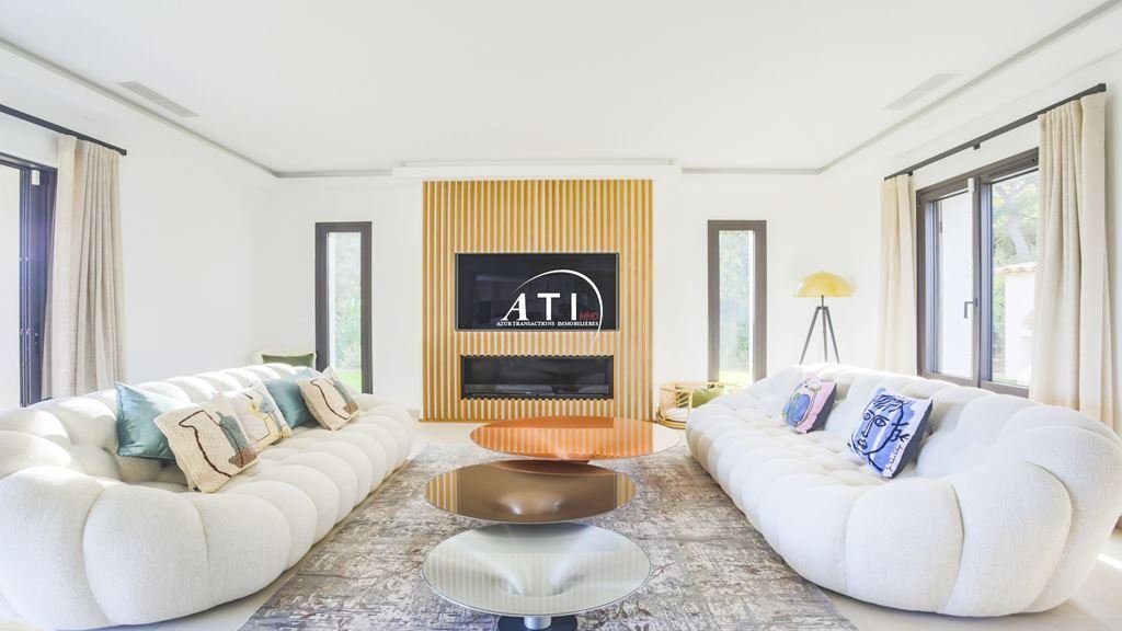 Villa in Grimaud, Provence-Alpes-Côte d'Azur, France 5 - 18615517