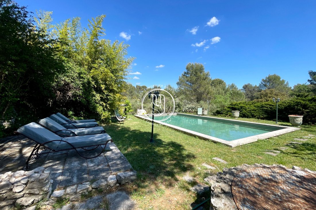 Villa in Eygalières, Provence-Alpes-Côte d'Azur, France 1 - 18610424