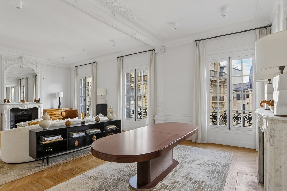 Apartment in Chaillot, Paris 16e Arrondissement, Paris 4 - 18610932