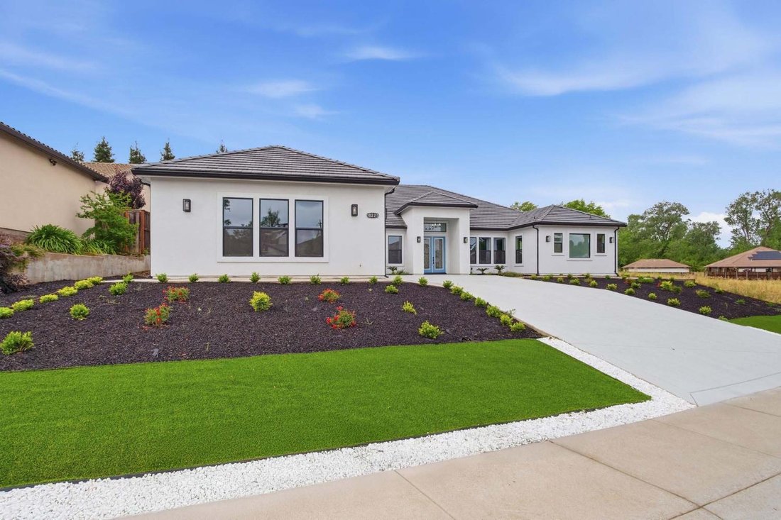 House in Oakdale, California, United States 4 - 18608981