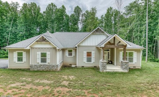 House in Erwin, Tennessee, United States 1