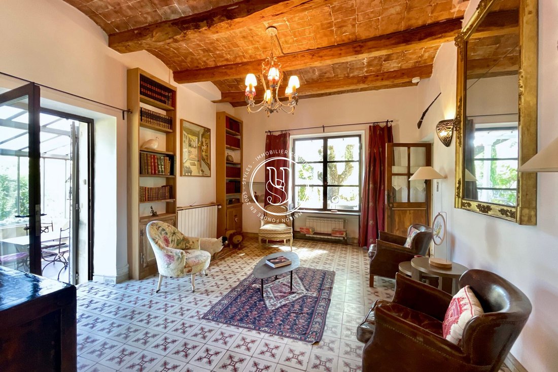 Villa in Uzès, Occitania, France 5 - 18610428