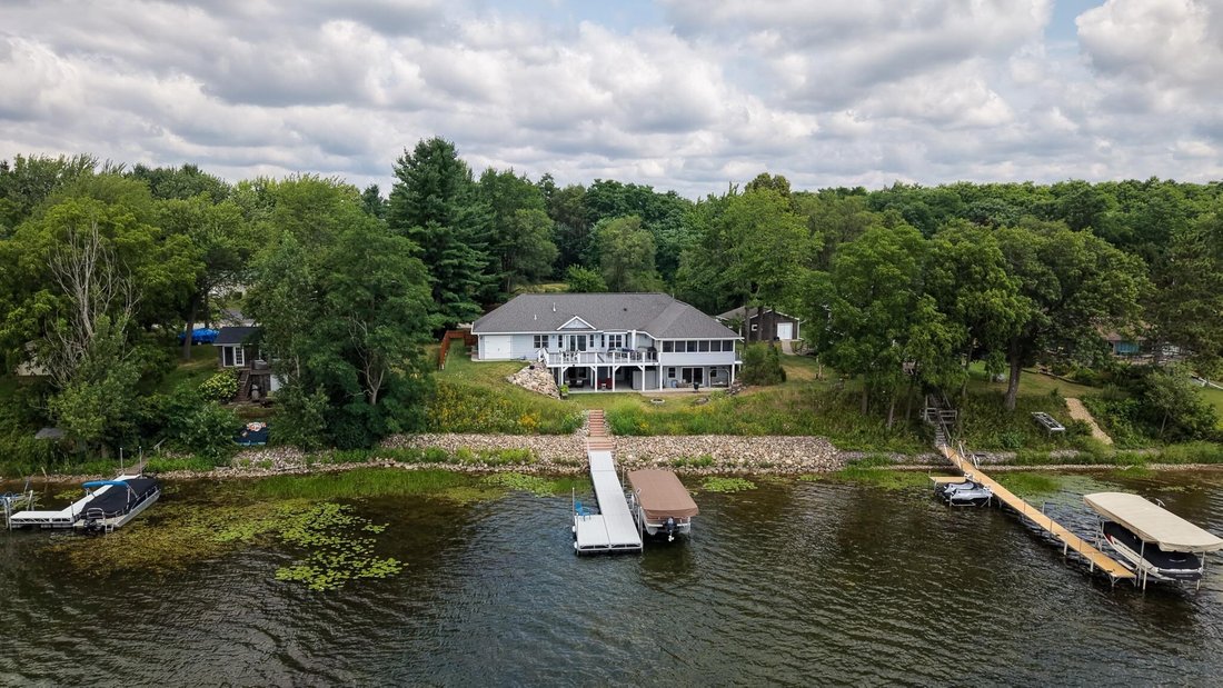 House in Wisconsin Dells, Wisconsin, United States 1 - 18610298