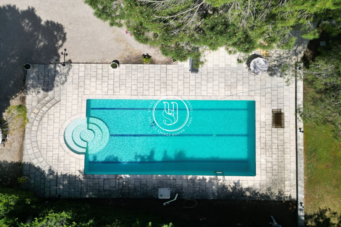 Villa in Eygalières, Provence-Alpes-Côte d'Azur, France 1 - 18610433