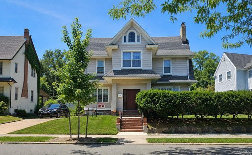 House in New York, New York, United States 1