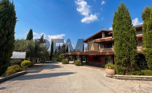 House in Alvignano, Campania, Italy 1