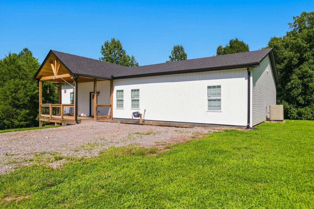 House in Palmyra, Tennessee, United States 4 - 18478315